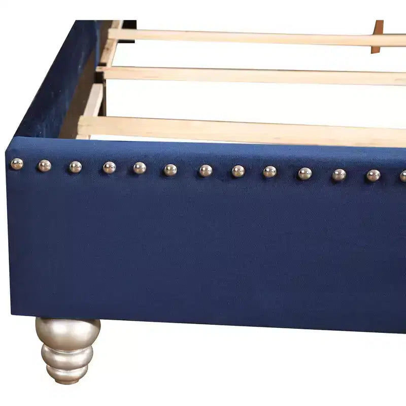 Lit double capitonné Passion Furniture Maxx